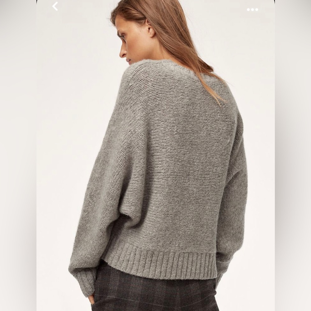 Aritzia The Group Babaton Day Off Sweater